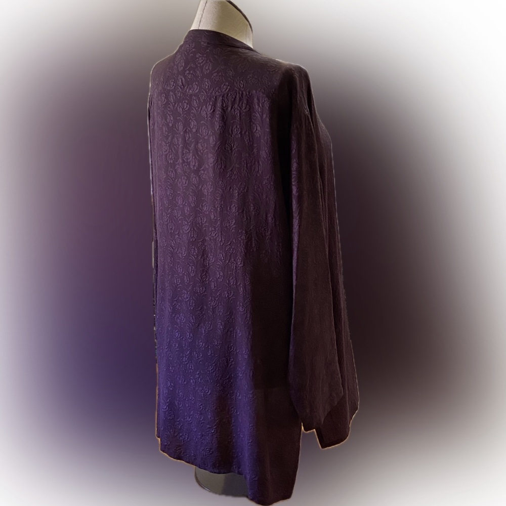 CHICO’S 100% Silk Deep Plum Long Sleeve Tunic 3-D flowing floral design Chicos 3 - Picture 9 of 11